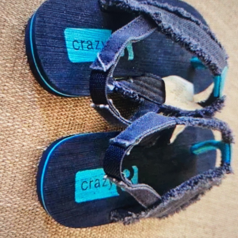 Gently used condition cute kids shoes